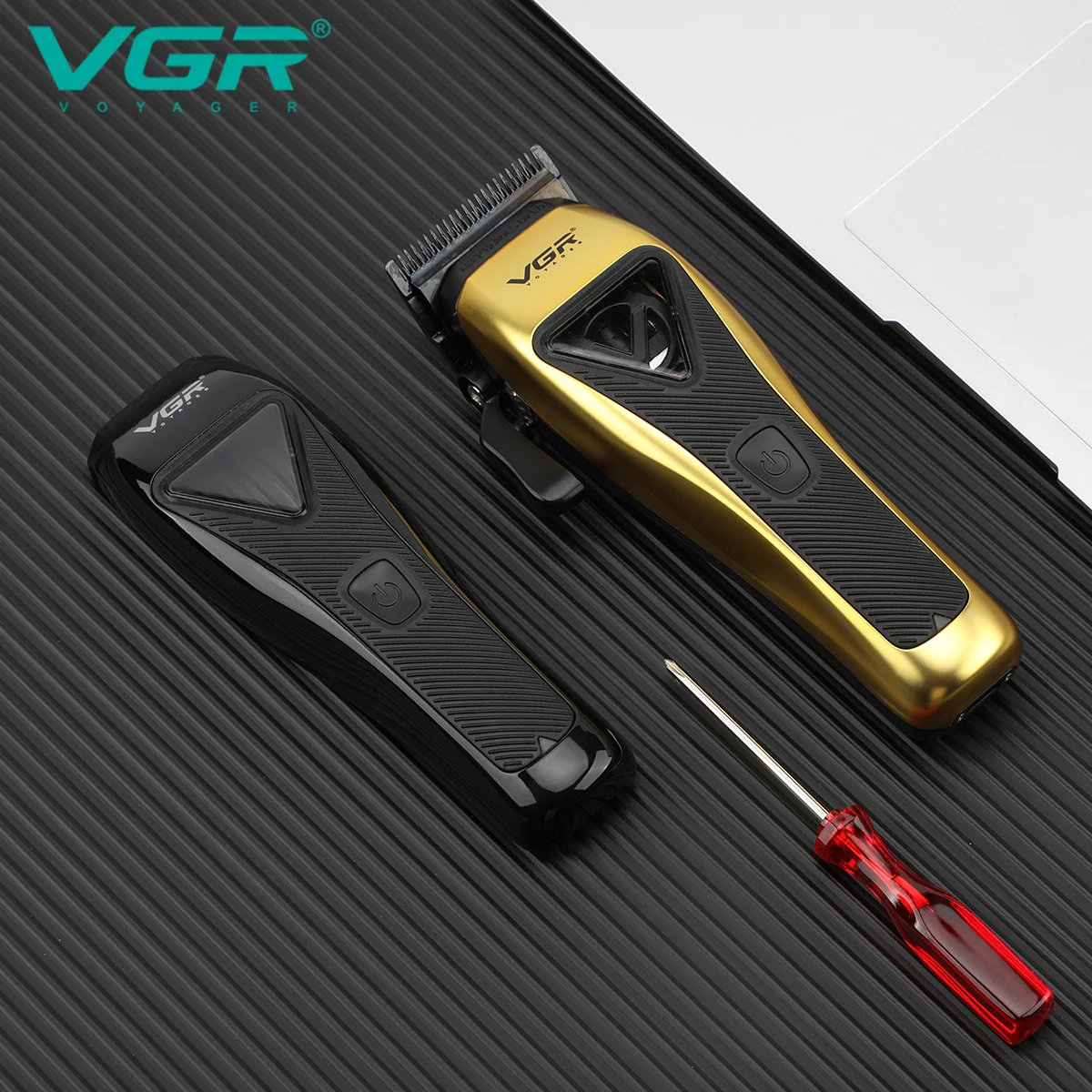 V-015 Clipper Saç Tıraş Makinesi - Yedek Kapak - Taşıma Çantalı